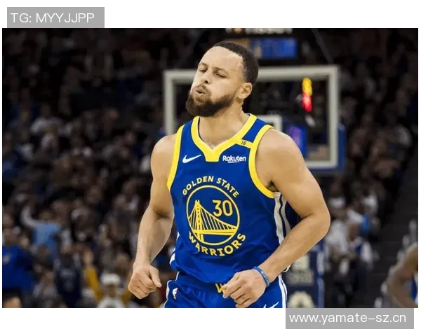 大范甘迪称库里在与球迷互动和场外表现方面无人能敌 大范甘迪称库里在与球迷互动和场外表现方面无人能敌