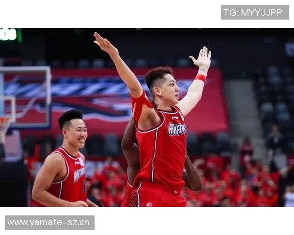 文班坚定信念全力冲击季后赛目标不急于跳过成长阶段力争分区顶端