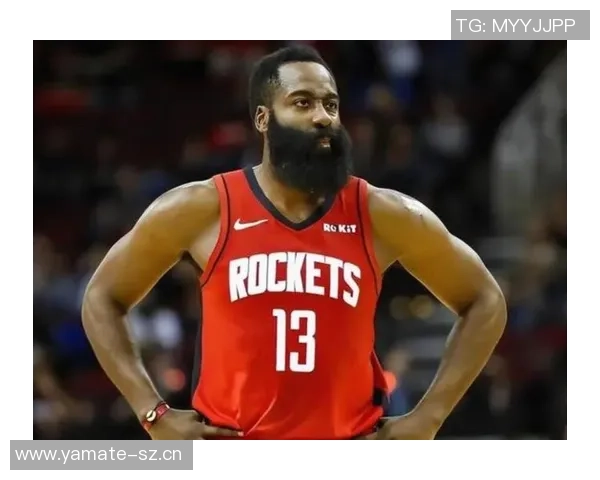 哈登关键时刻缺乏沟通两次让队友接球却未回头引发争议