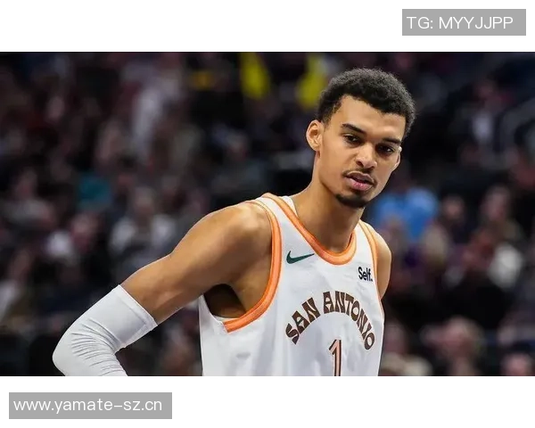 米奇称赞索汉表现出色防守端过于积极引发关注