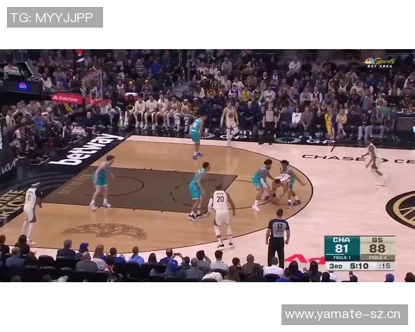 梅尔顿分享与库里搭档感受强调利用库里吸引防守的重要性 梅尔顿分享与库里搭档感受强调利用库里吸引防守的重要性