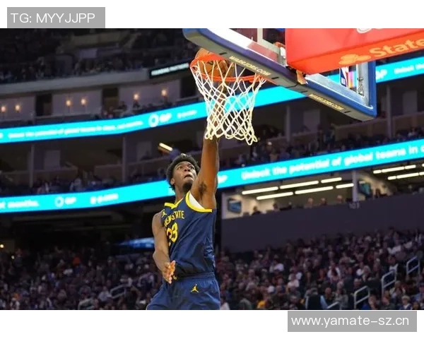 怀斯曼表现稳定2投2中贡献5分4板2助1帽失误略显偏多 怀斯曼表现稳定2投2中贡献5分4板2助1帽失误略显偏多